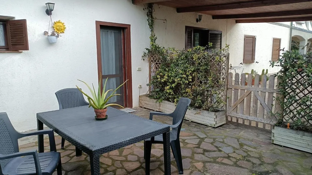 Appartamento 8380 Il Glicine Albinia Italia